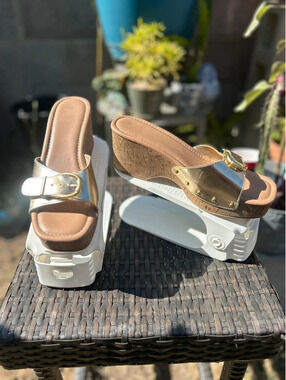Y2K new gold platforms